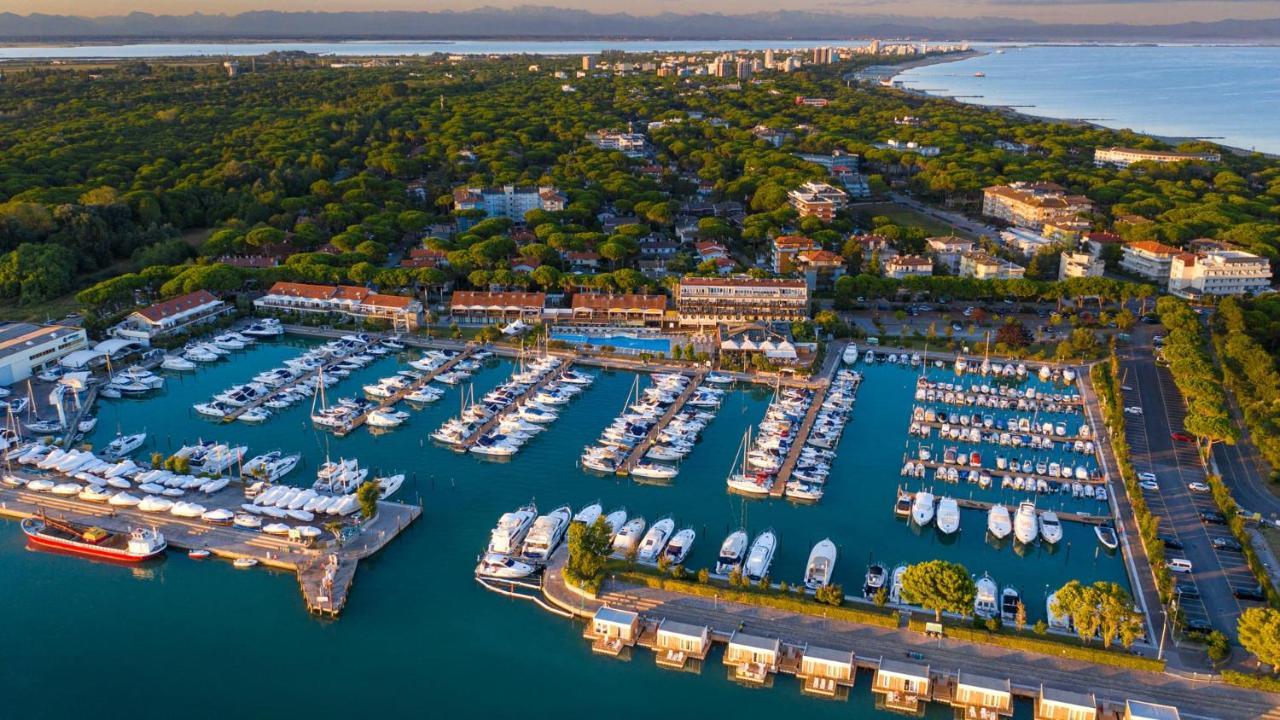 Marina Uno View Apartment Lignano Sabbiadoro Ngoại thất bức ảnh